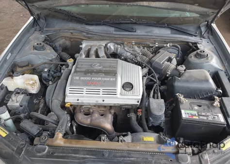 2000 Lexus Es 300 from USA, damaged, VIN JT8BF28G9Y0259522